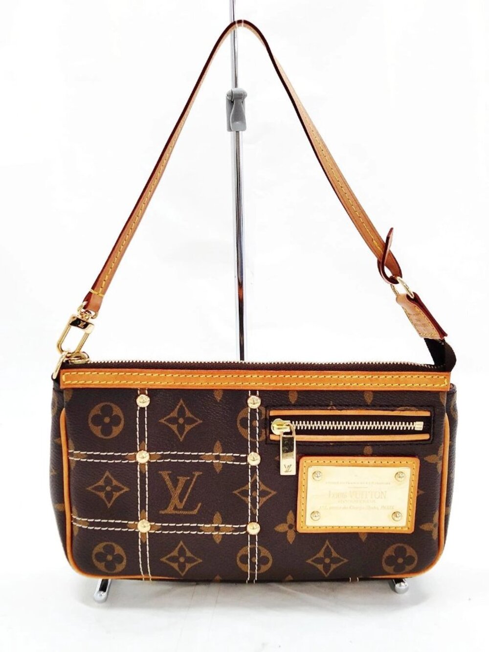 Authentic Louis Vuitton Monogram Pochette Bosphore Shoulder Bag - Picture 2 of 16